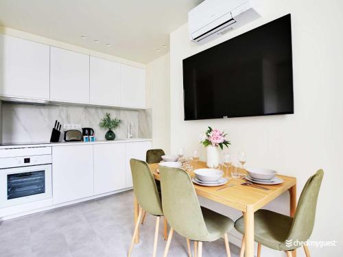 Photo de la galerie de l'établissement Charming apartment - 1BR 4P - Faubourg-du-Roule, à Paris