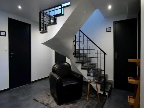 Imagen de la galería de Calm in the center of the city of Orly, en Orly