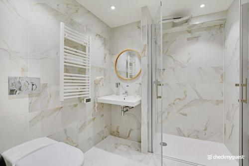 Photo de la galerie de l'établissement Cosy apartment - 1BR 4P - Montmartre Sacré-C ur, à Paris