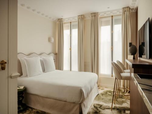 Dalida - Balcony - 23