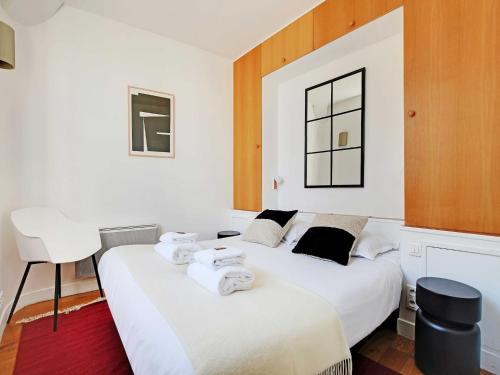 Photo de la galerie de l'établissement Spacious duplex - 2BR 6P - Le Marais, à Paris