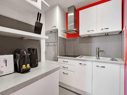 Photo de la galerie de l'établissement Spacious duplex - 2BR 6P - Le Marais, à Paris