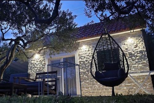 Holiday house with a parking space Bol, Brac - 23788