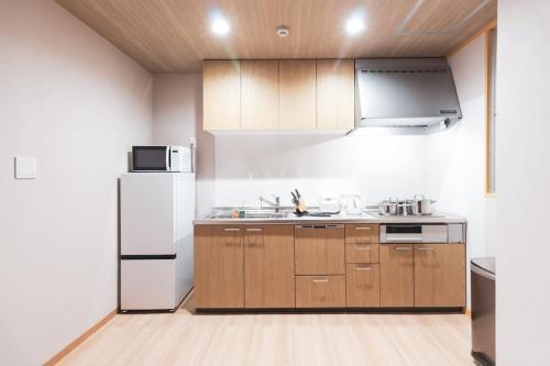 Family Retreat in Namba 160 M square upto 16 pax w Kids