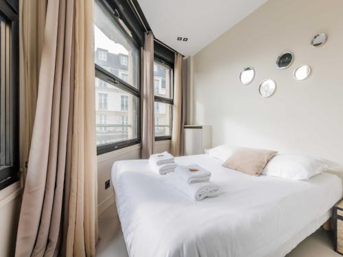 Photo de la galerie de l'établissement Magnificent apartment - 1BR 4P - Saint-Lazare, à Paris