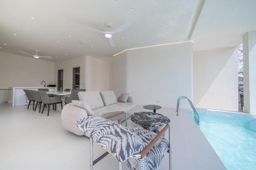 Πισίνα στο ή κοντά στο Pattaya Interstellar Village Resort House