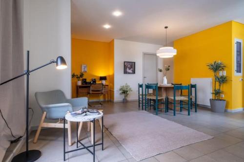 Award-winning Yellow-spot