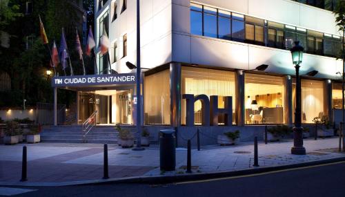 O edifício em que o hotel se localiza