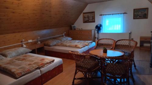 Postel nebo postele na pokoji v ubytování Privát Ján