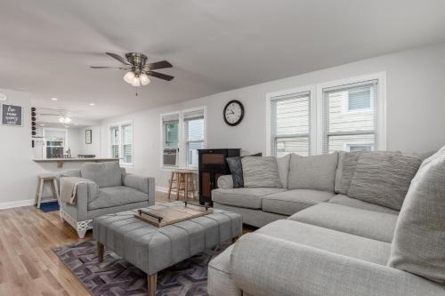 Billede fra billedgalleriet på Copacabana Beach house 5 bedrooms downtown OCMD i Ocean City