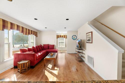 Ảnh trong thư viện ảnh của Downtown Villa near Boardwalk and Beach ở Ocean City