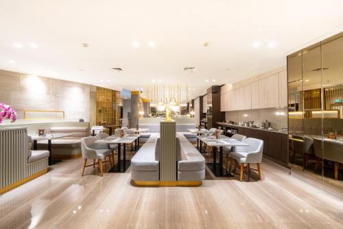 Posezení v ubytování Erian Hotel