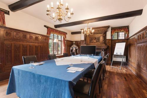 Galeriebild der Unterkunft Cwrt Bleddyn Hotel & Spa in Usk