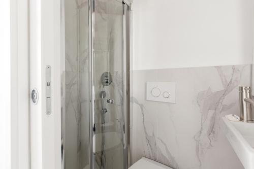 GuestHost - Studio APT with WIFI & AC- Milano Calvairate