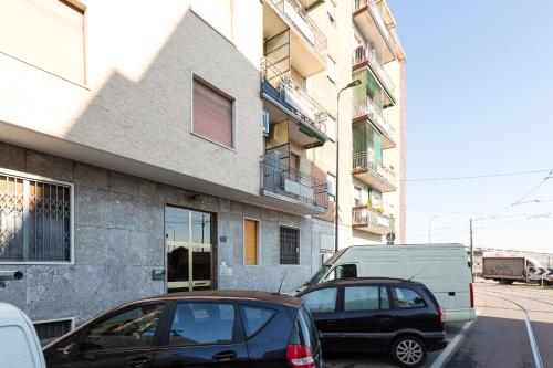 GuestHost - Studio APT with WIFI & AC- Milano Calvairate