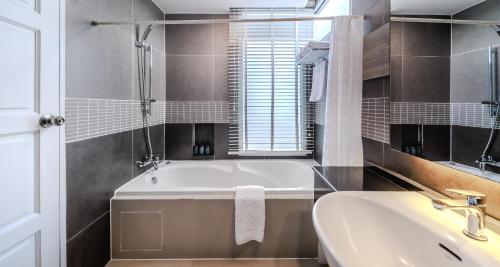 Koupelna v ubytování Best Western Chaweng Samui