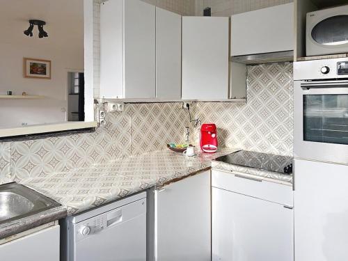 Kuchyň nebo kuchyňský kout v ubytování Bright apartment 10 min from Lille 4 people