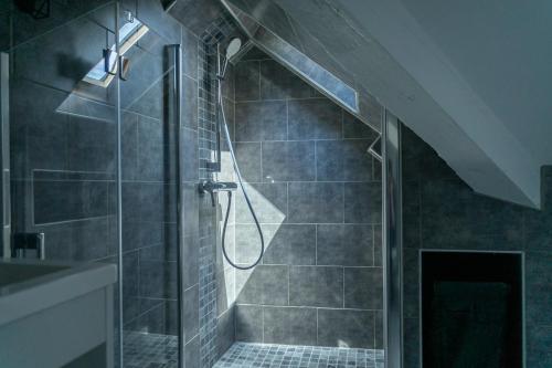 Photo de la galerie de l'établissement Sous les toits de Versailles, à Versailles