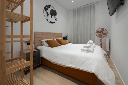 Apartamento reformado con encanto junto a la playa Zurriola, en Donostia - San Sebastián
