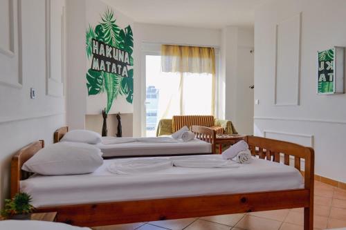 Φωτογραφία από το άλμπουμ του Leon Hotel Sarande στους Αγίους Σαράντα