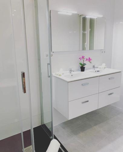 Modern Apartment I in Madrid
