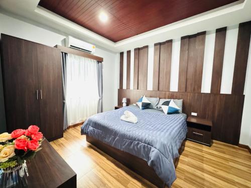 Ένα ή περισσότερα κρεβάτια σε δωμάτιο στο Arterra Haven Aonang Krabi