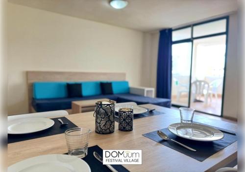 DOMuum Holidays - FESTIVAL VILLAGE