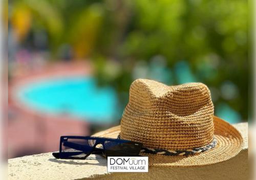 DOMuum Holidays - FESTIVAL VILLAGE