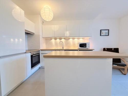 T3 L'Eden- piscine- clim- commerces