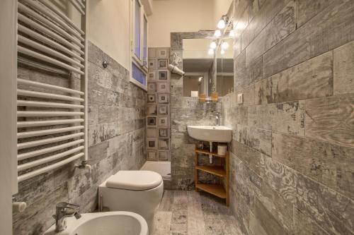 Pilastri Apartment Near Santa Croce