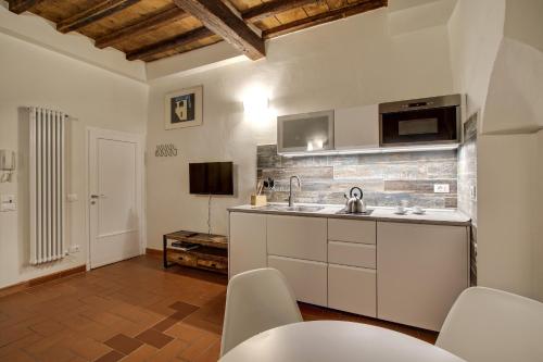 Pilastri Apartment Near Santa Croce