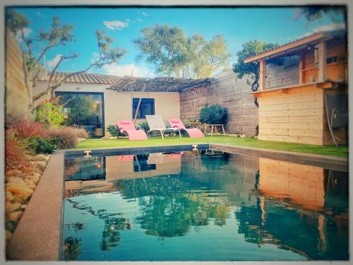 Villa DOLCE, piscine privée chauffée & jacuzzi privatif, 5mn des plages