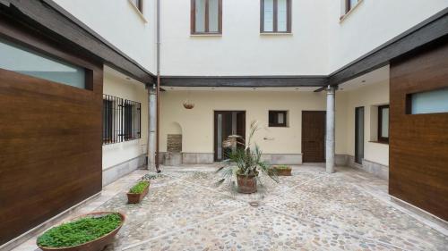 La Casa de la Plata by Toledo AP