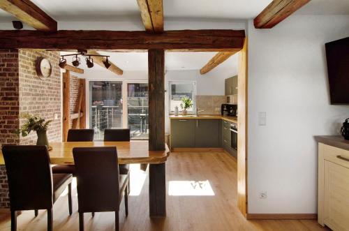 Una cocina o cocineta en Am Graben