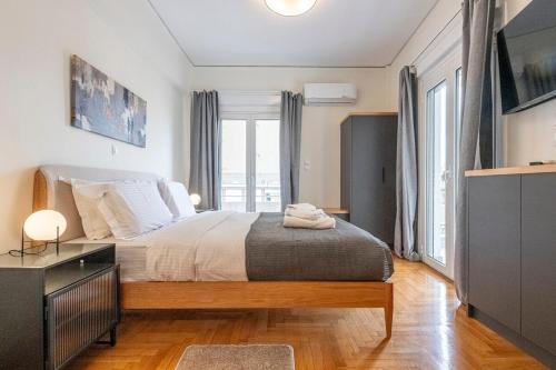 Cozy Apartment with Office - 19min to Athens Center