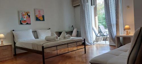 Camellia Apartment ATHENS CENTER 5BD, 2 BATHS