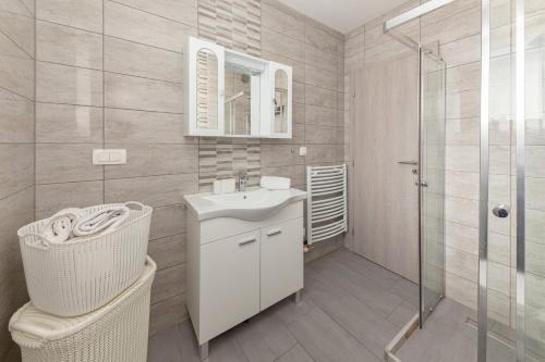 Bilik mandi di Perfect Place Apartments