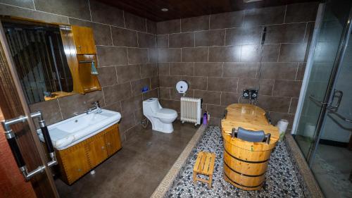 Phòng tắm tại Shaoxing Laotaimen Luxun Native Place Youth Hostel