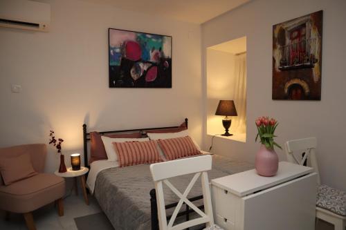 "Art Studio" Old Town Rovinj-Holiday, by SECRA