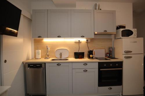 Køkken eller tekøkken på "Art Studio" Old Town Rovinj-Holiday, by SECRA