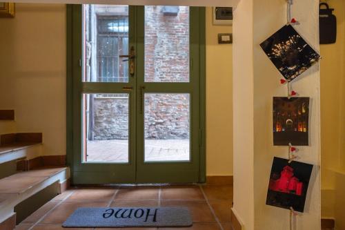 Fotografie z fotogalerie ubytování Antiba House v destinaci Ferrara