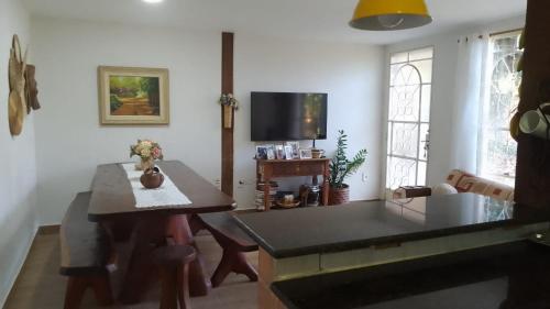 Μια τηλεόραση ή/και κέντρο ψυχαγωγίας στο Casa aconchegante
