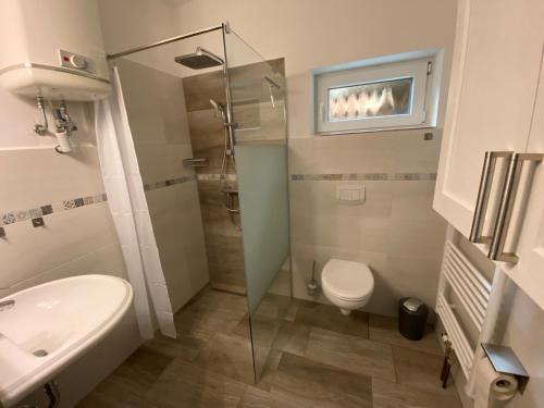 Ένα μπάνιο στο Harderdomizile - Wohnung 2