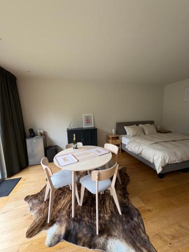 Foto Cozy guestroom near city center