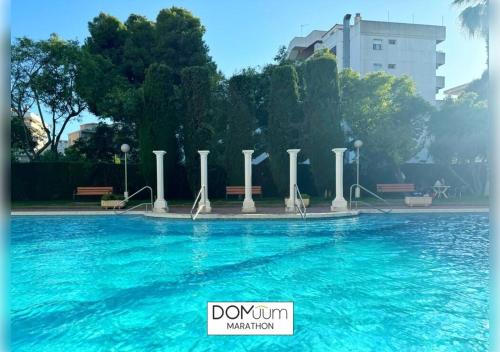 DOMuum Holidays - MARATHON