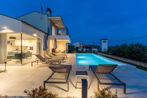 Moderne Villa Bella N Mit Panoramameerblick