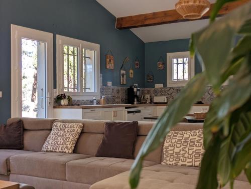 Villa Serenité avec Piscine au Coeur du Luberon