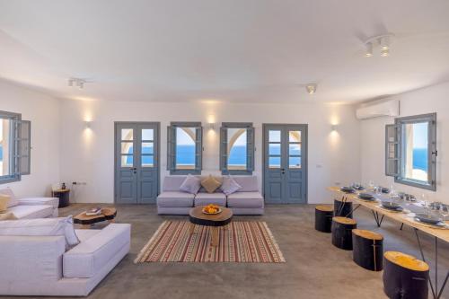 Χώρος καθιστικού στο Slow Luxury Patmos Hideaway Villas Sophia, Tatyana and Leda with panorama and pool