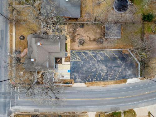 an overhead view of a house and a road at The Gallery House Boutique Hotel in Stephenville