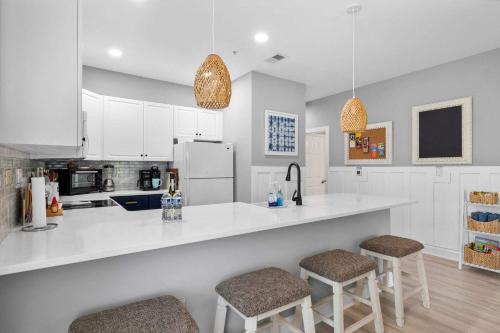 Newly Renovated 3BR at World Tour photo 10